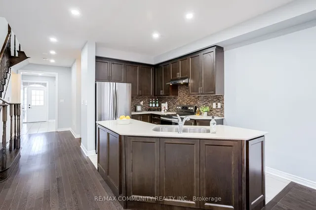 Additional image 7 of 31 Padbury Tr