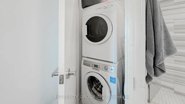 Additional image 18 of 100 Harbour St Unit 6506