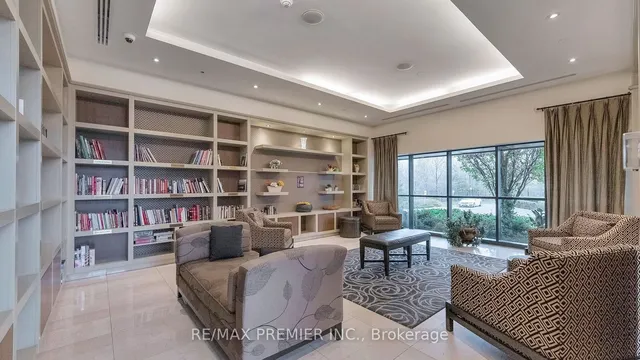 Additional image 38 of 100 John St Unit 1309