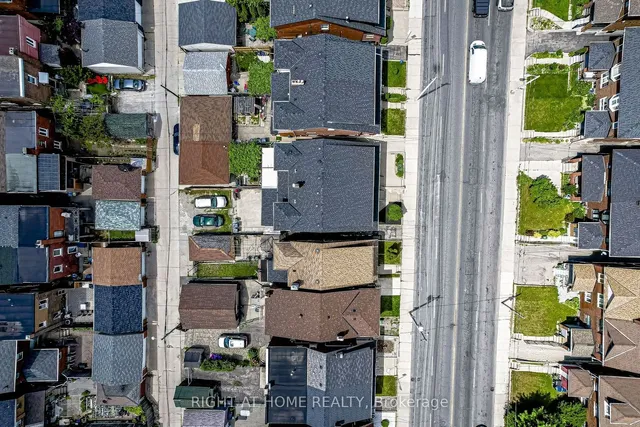 Additional image 6 of 1994 Dufferin St