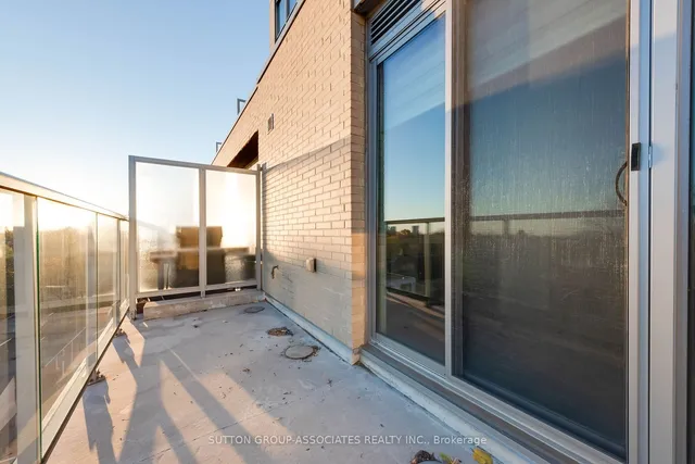 Additional image 22 of 835 St Clair Ave Unit 413