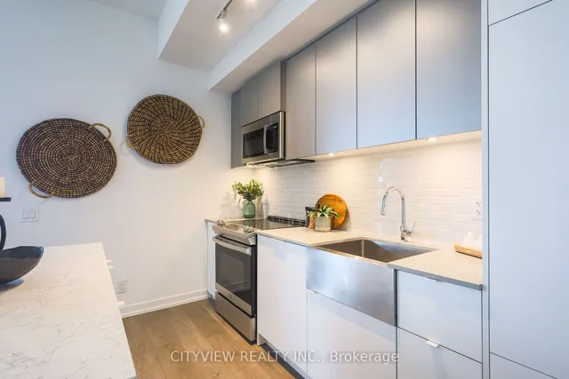 Additional image 11 of 270 Dufferin St Unit LPH14