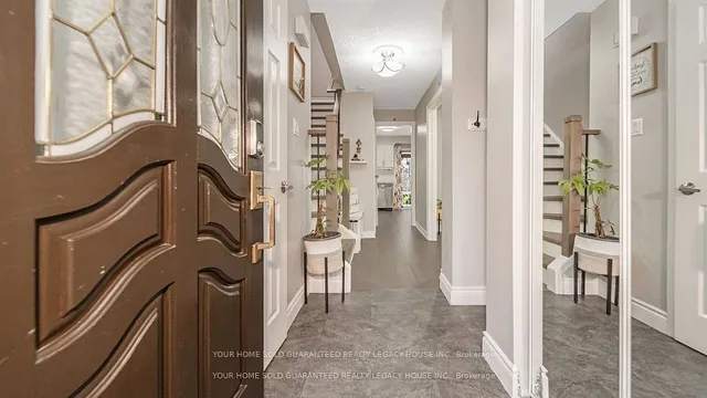 Additional image 14 of 60 Roehampton Cres