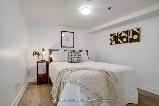 Additional image 12 of 11 Superior Ave Unit TH5