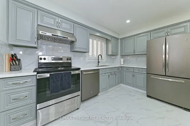Additional image 37 of 6 Abelard Ave