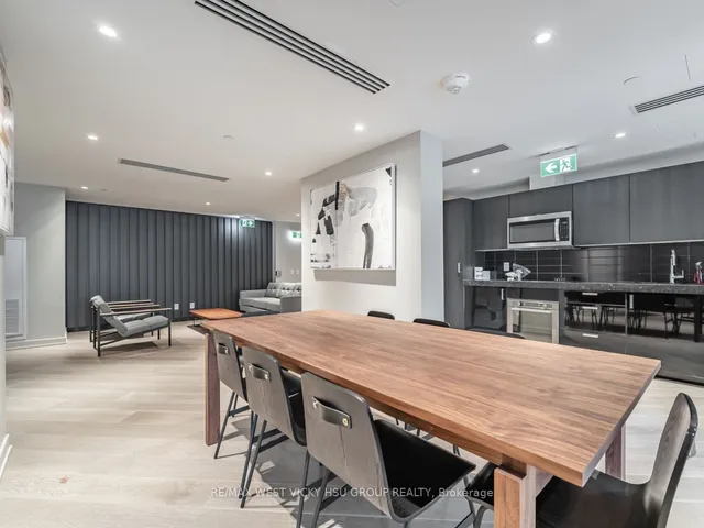 Additional image 24 of 458 Richmond St Unit 806