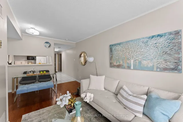 Additional image 12 of 711 Bay St Unit 1221