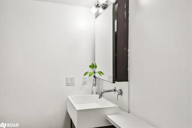 Additional image 34 of 15 Brunel Crt Unit 201