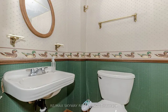 Additional image 35 of 115 Aloma Cres