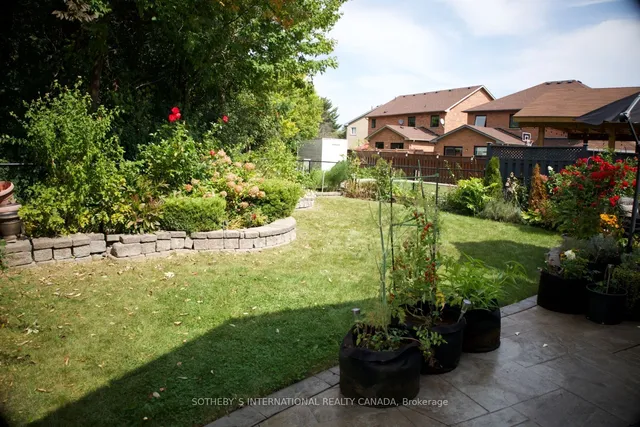 Additional image 38 of 19 Hollowgrove Blvd