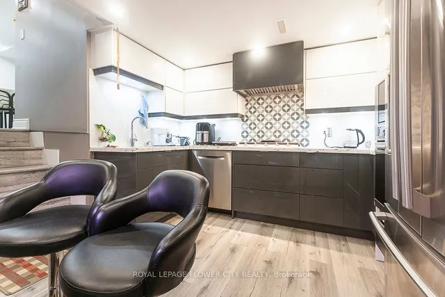 Additional image 16 of 329 Hansen Rd