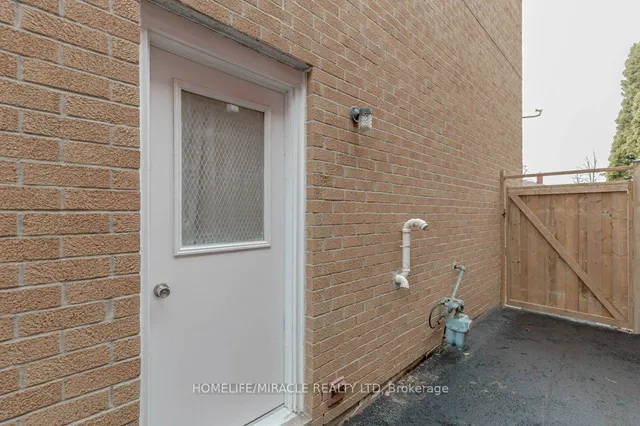 Additional image 28 of 66 Ebby Ave