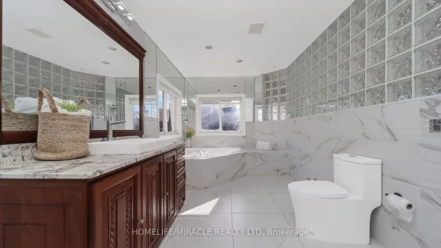 Additional image 26 of 38 Salem Crt