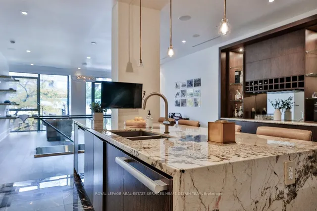 Additional image 7 of 36 Hazelton Ave Unit 3D