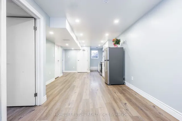 Additional image 24 of 226 Oakridge Dr