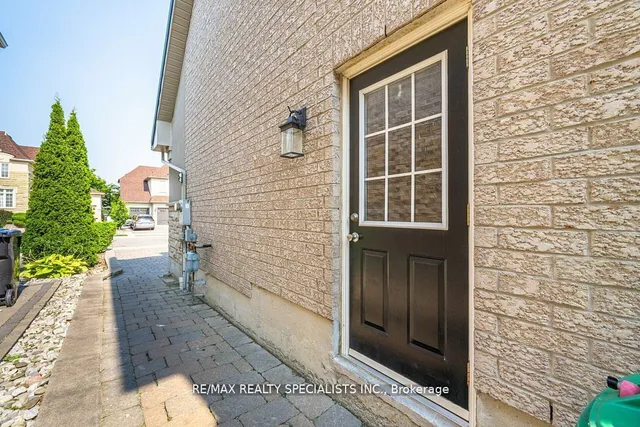 Additional image 37 of 2 Belleville Dr