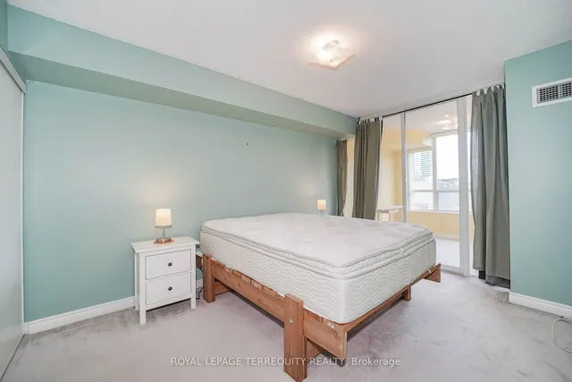 Additional image 18 of 43 Eglinton Ave Unit 1708