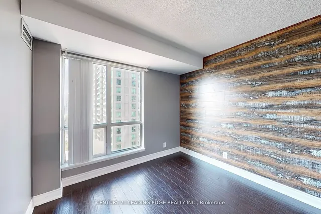 Additional image 21 of 8 Lee Centre Dr Unit 1013