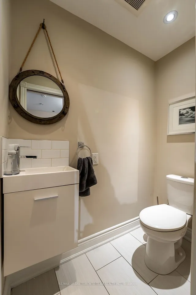 Additional image 30 of 502 King St