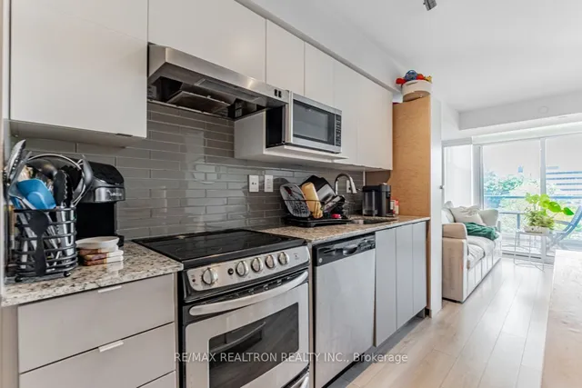 Additional image 9 of 160 Flemington Rd Unit 512