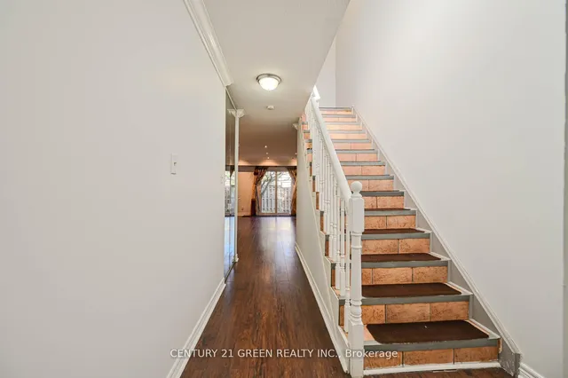 Additional image 14 of 97 Collins Cres Unit 96