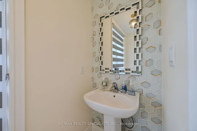 Additional image 21 of 215 Hayrake St