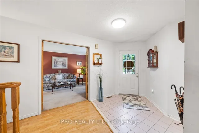 Additional image 7 of 77 Lord Simcoe Dr