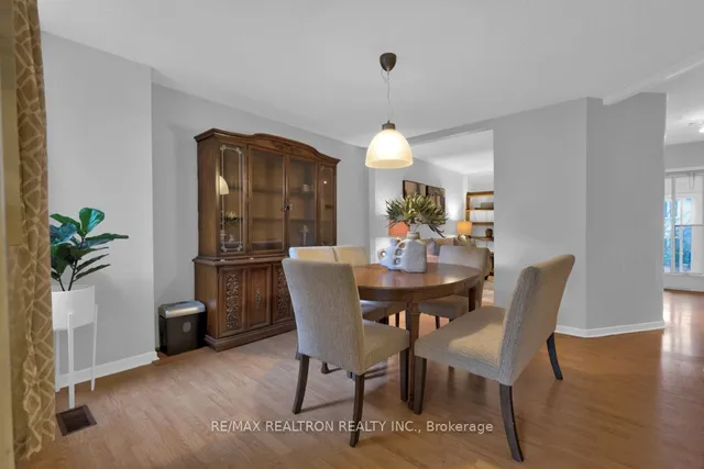 Additional image 14 of 135 Holborne Ave