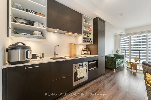 Additional image 16 of 20 Edward St Unit 2506