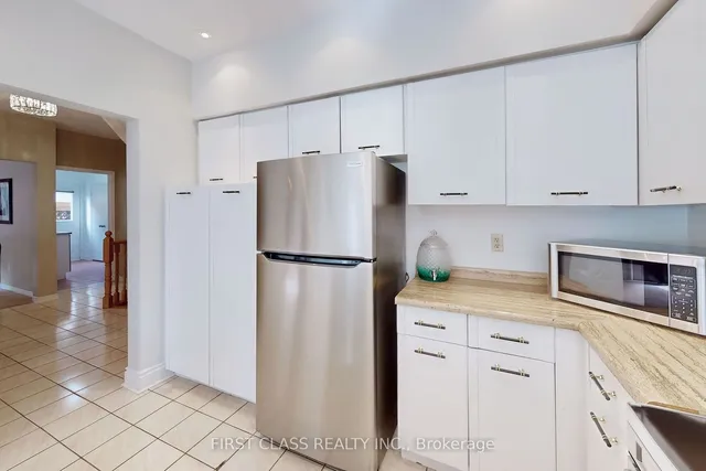 Additional image 11 of 7 Kenpark Ave