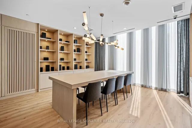 Additional image 18 of 215 Veterans Dr Unit 405