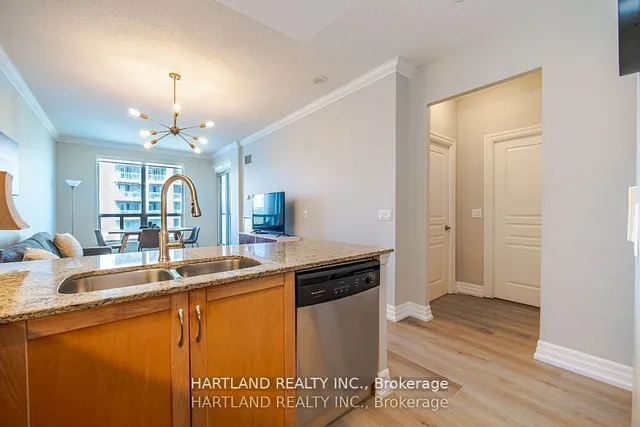 Additional image 15 of 2083 Lake Shore Blvd Unit 809