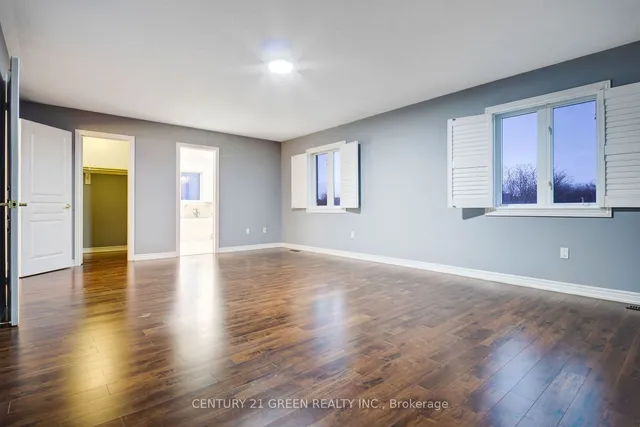 Additional image 21 of 32 Riverglen St