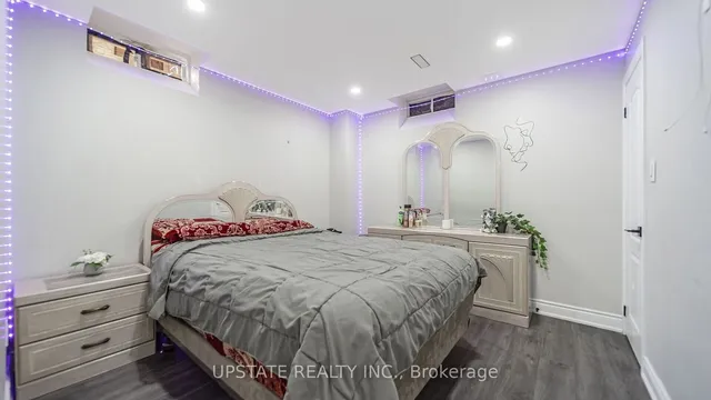 Additional image 30 of 22 Adeline Crt