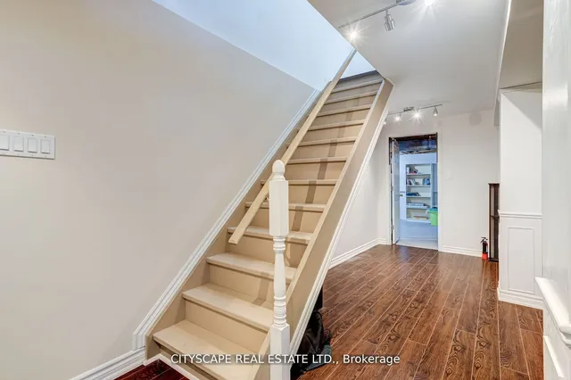 Additional image 22 of 46 Nuttall St