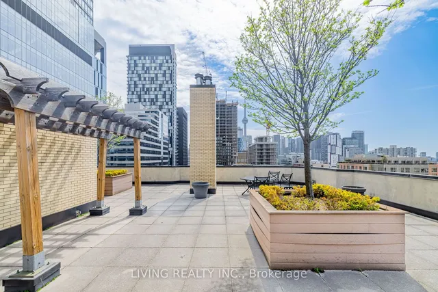 Additional image 23 of 280 Simcoe St Unit 308