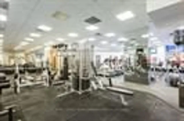 Additional image 23 of 77 Harbour Sq Unit 809