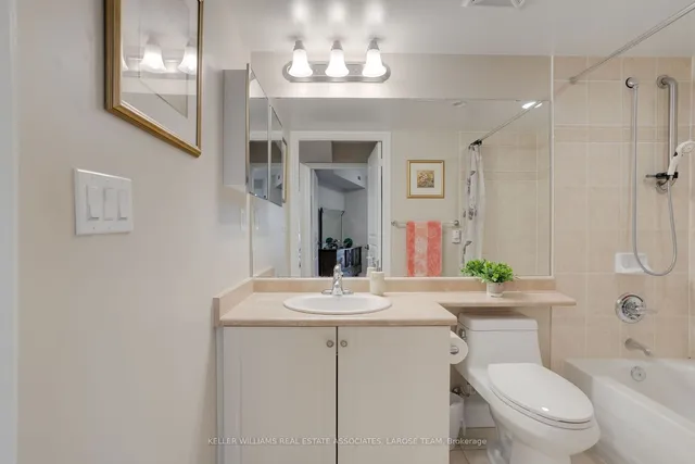 Additional image 17 of 3 Marine Parade Dr Unit 405