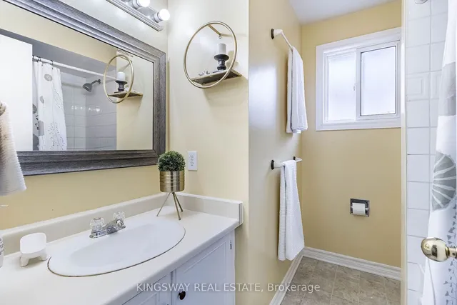 Additional image 20 of 21 Tralee St