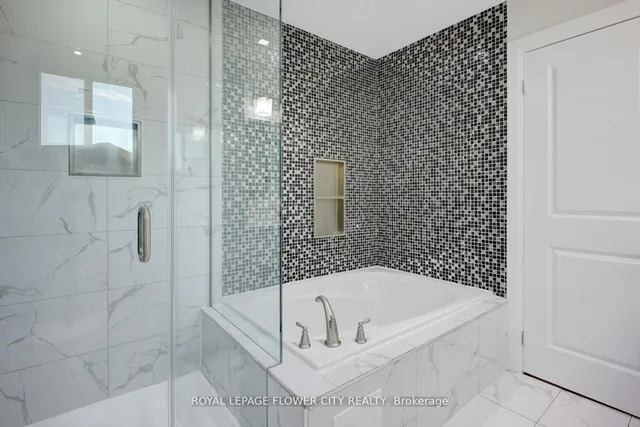 Additional image 20 of 50 Lockheed Cres