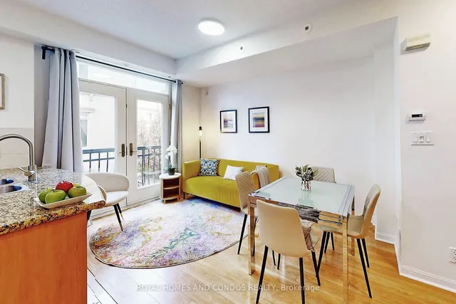 Additional image 5 of 60 Carr St Unit Th5