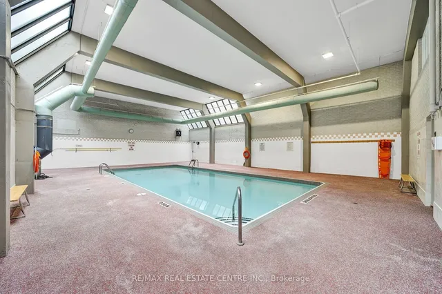 Additional image 35 of 4062 Lawrence Ave Unit 106