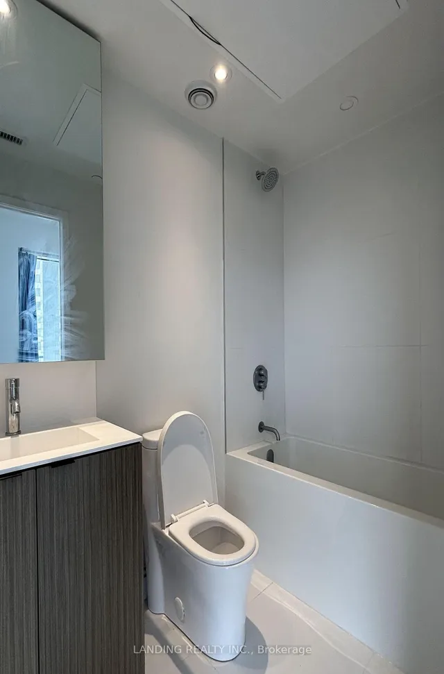 Additional image 10 of 20 Edward St Unit 1910