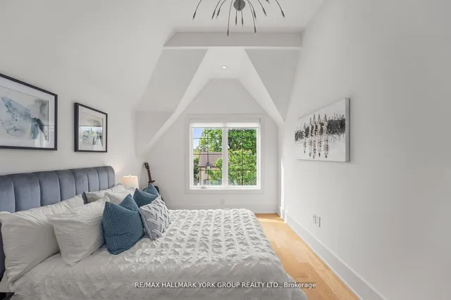 Additional image 22 of 100 Roe Ave