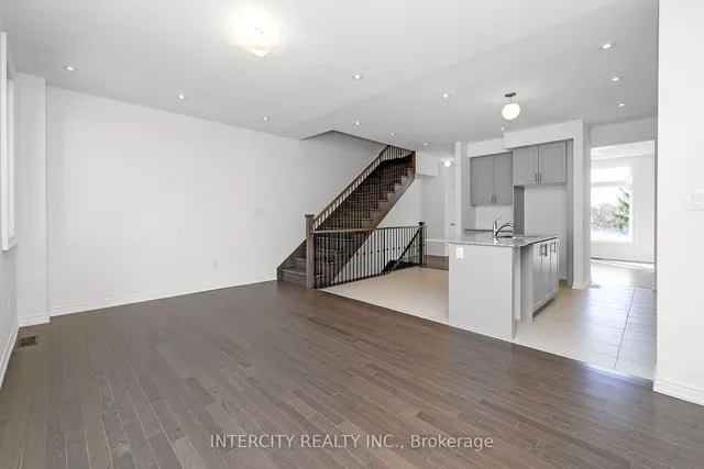 Additional image 20 of 30 Queenpost Dr
