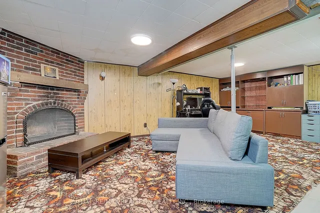 Additional image 32 of 73 Pettibone Sq