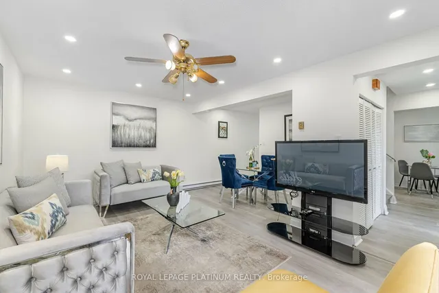 Additional image 7 of 3 Hollyhedge Crt