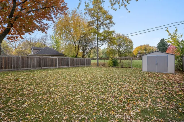 Additional image 40 of 145 Churchill Ave