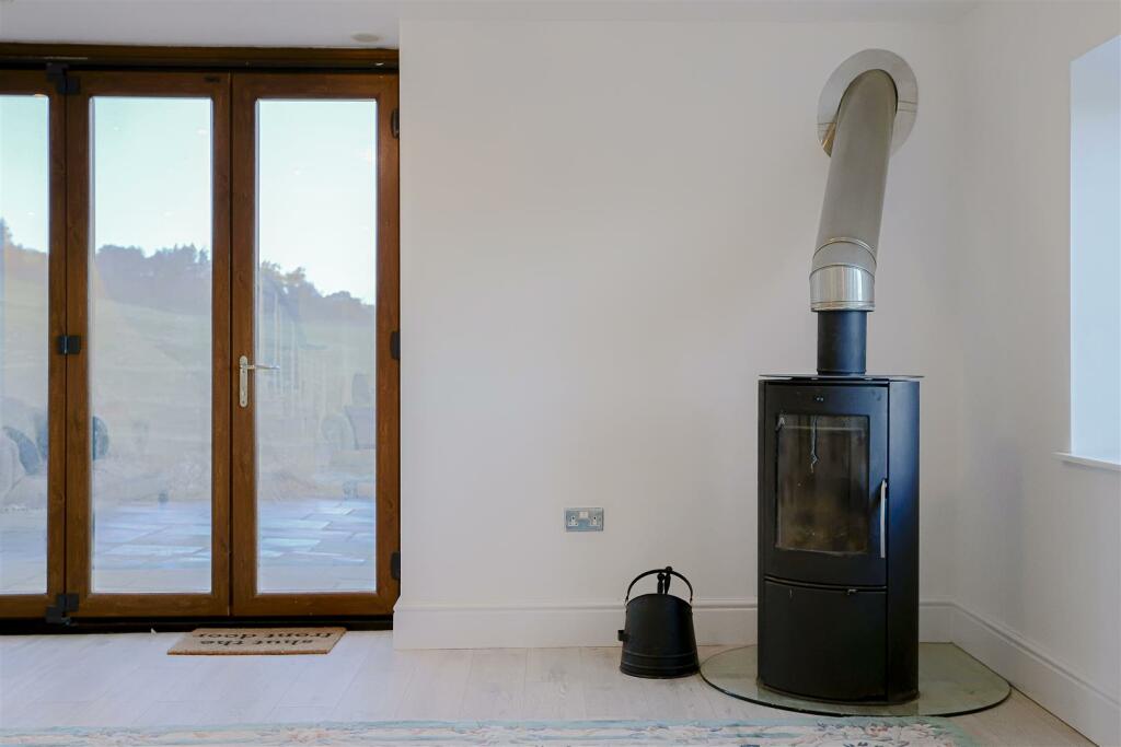 Additional image 15 of Glen View Road, Burnley