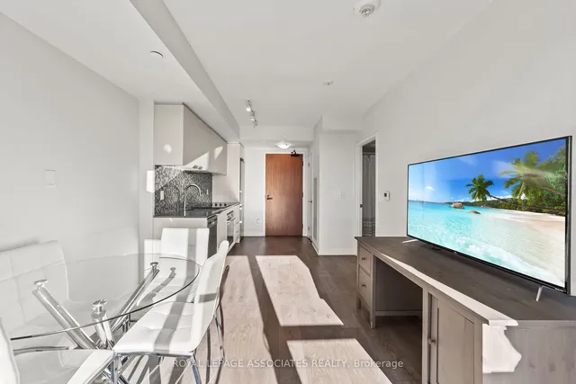 Additional image 10 of 2 Sonic Way Unit 2809